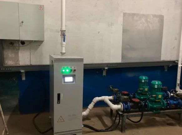 專注于電磁感應加熱器,變頻采暖爐及配件的研發生產制造電磁加熱器,電磁加熱控制板,電磁感應采暖爐,電磁加熱采暖爐,電磁加熱主板設備等供應廠家.png