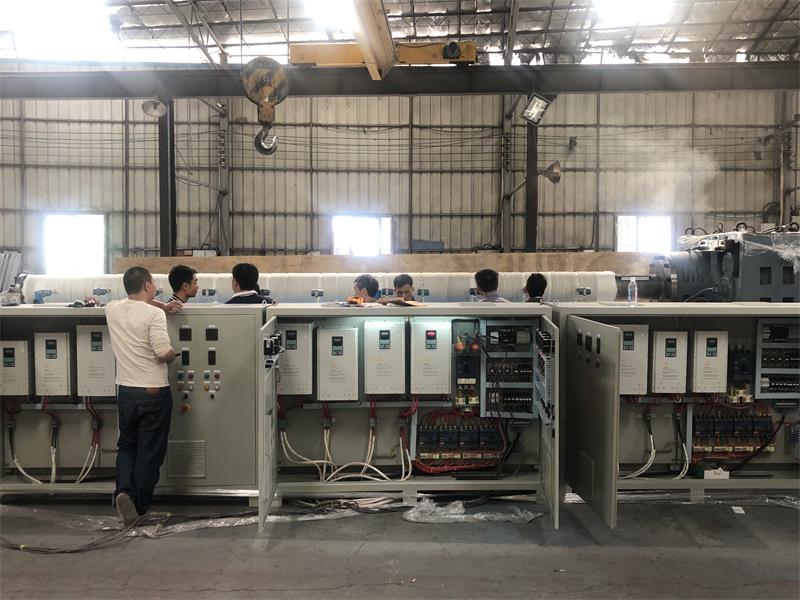 657d44286c9ac.jpg 塑料機(jī)械 融蠟設(shè)備.jpg